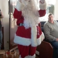 hire-a-santa-for-a-family-home-visit-kent